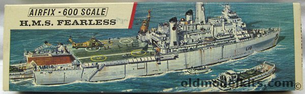 Airfix 1/600 HMS Fearless Helicopter Carrier - Type Three Logo Issue, F305S plastic model kit